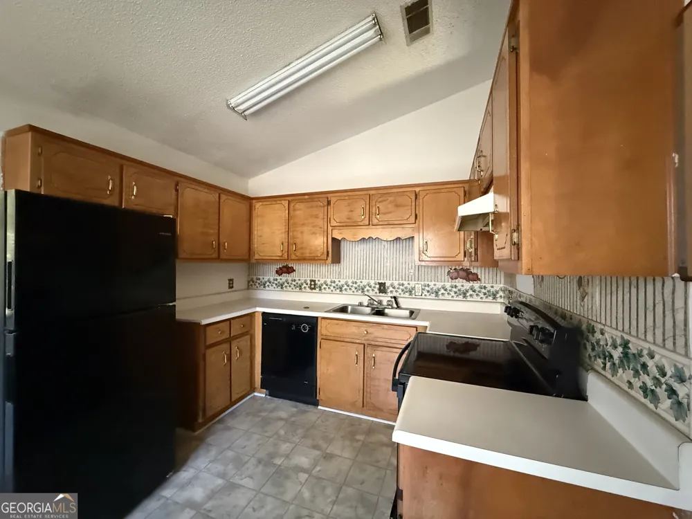 61 Kyle LN Hinesville, GA 31313