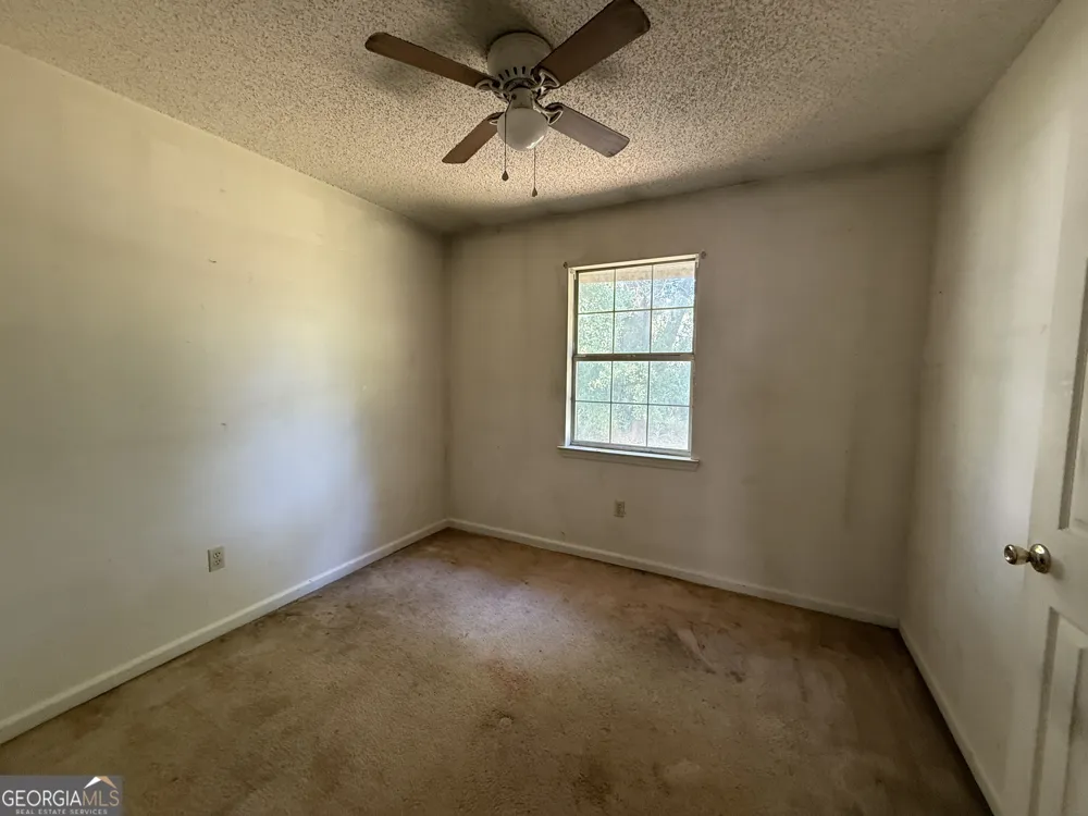61 Kyle LN Hinesville, GA 31313