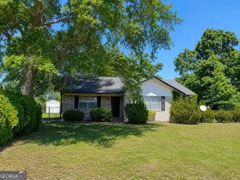 61 Kyle LN