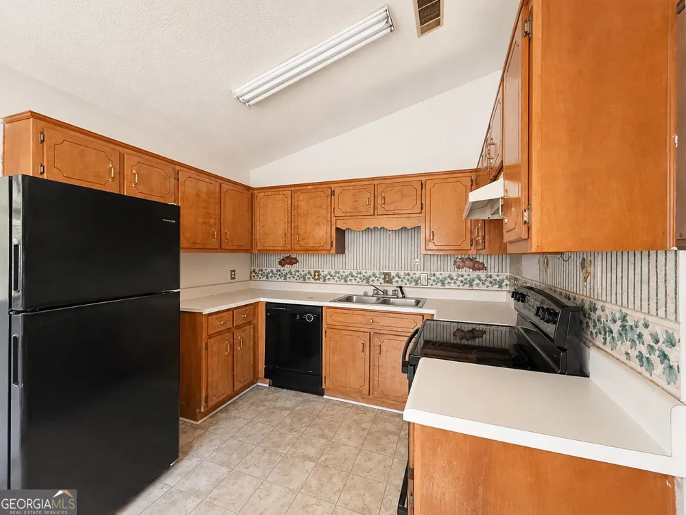 61 Kyle LN Hinesville, GA 31313