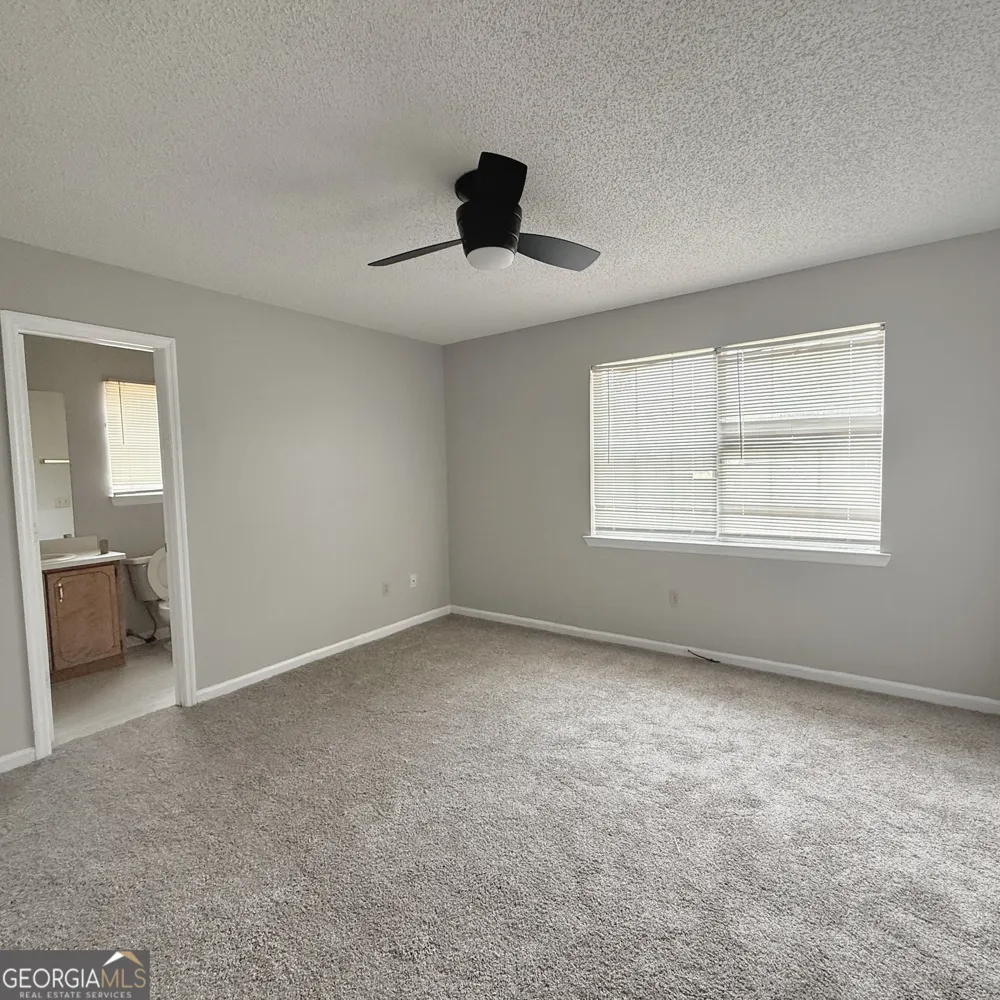 61 Kyle LN Hinesville, GA 31313