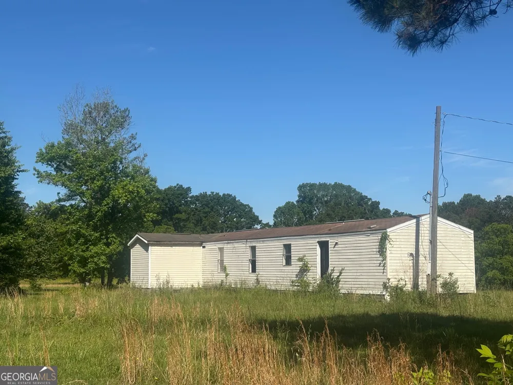 89 Davidson RD Molena, GA 30258
