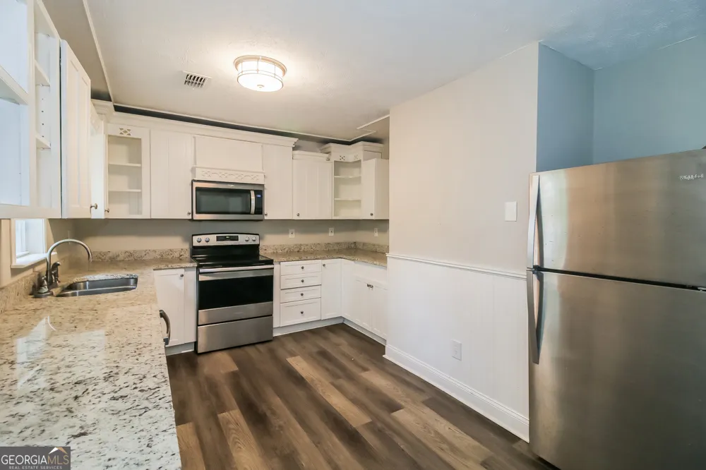 1106 Reynolds CT Morrow, GA 30260