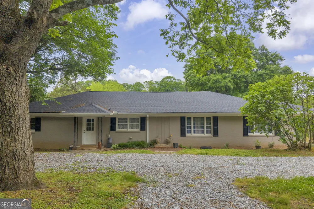 735 Bowersville RD Carnesville, GA 30521