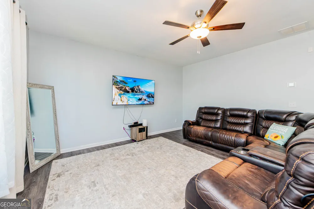 137 Red Birch LN Warner Robins, GA 31093