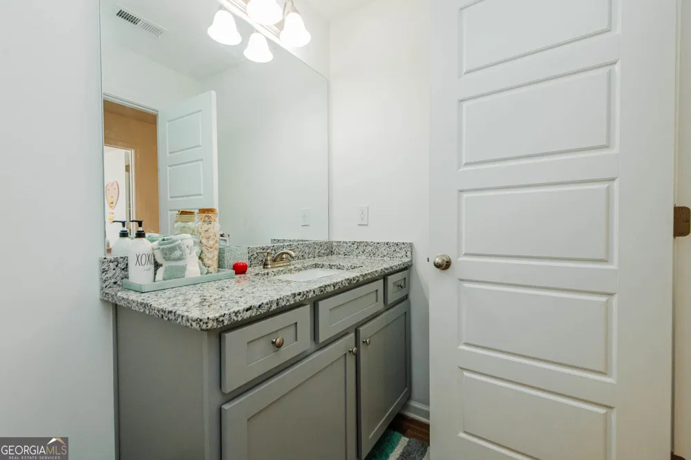 137 Red Birch LN Warner Robins, GA 31093