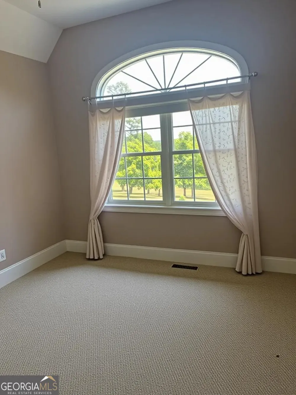 125 Night Hawk DR Alto, GA 30510