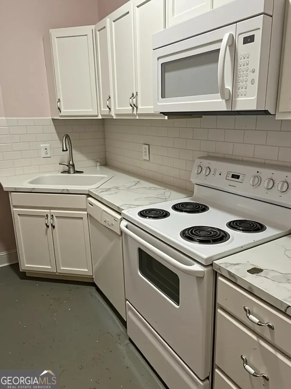 125 Night Hawk DR Alto, GA 30510