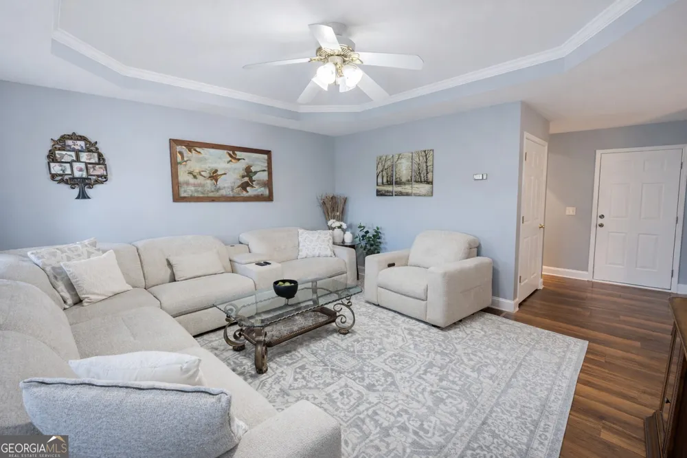 235 Cook ST Alto, GA 30510