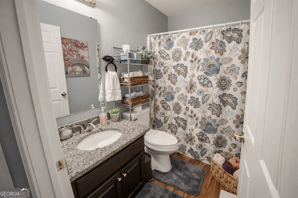 235 Cook ST Alto, GA 30510