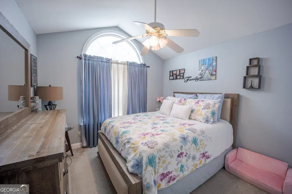 235 Cook ST Alto, GA 30510