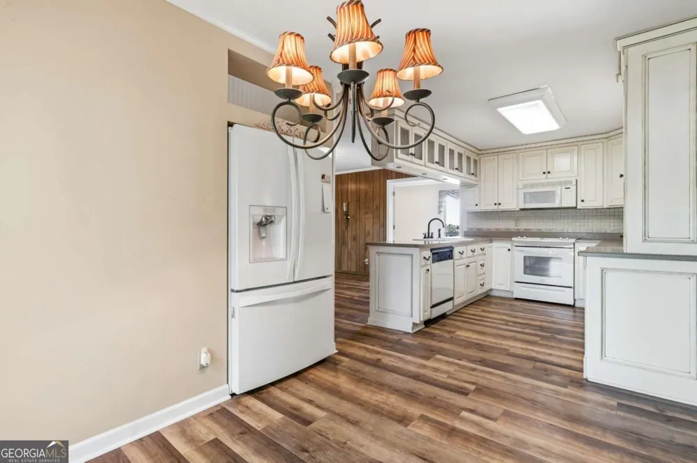 56 Claymont RD Mcintyre, GA 31054