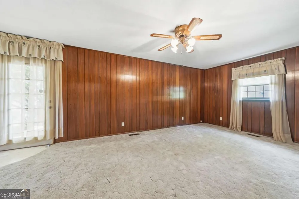 56 Claymont RD Mcintyre, GA 31054