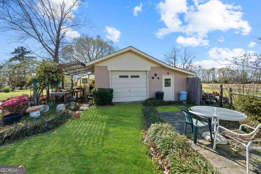 56 Claymont RD Mcintyre, GA 31054