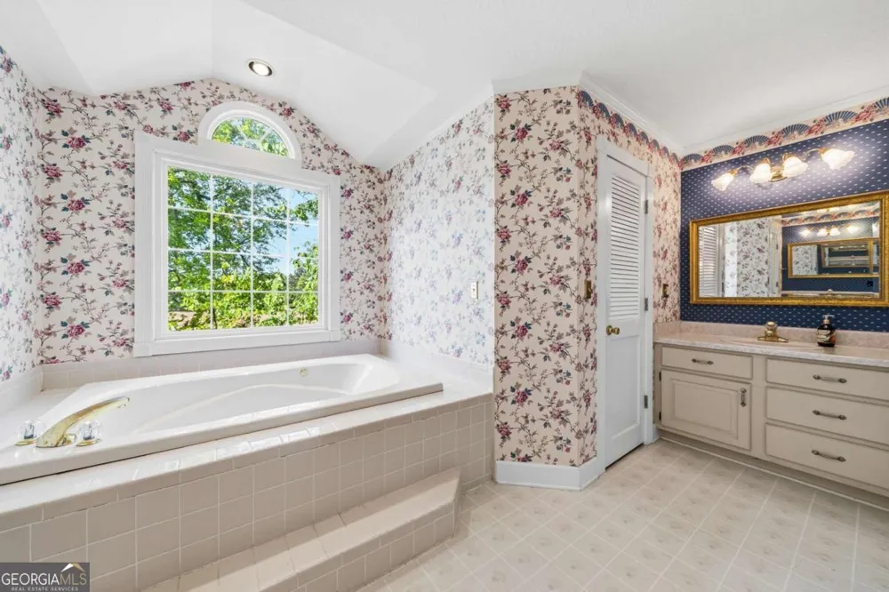 56 Claymont RD Mcintyre, GA 31054
