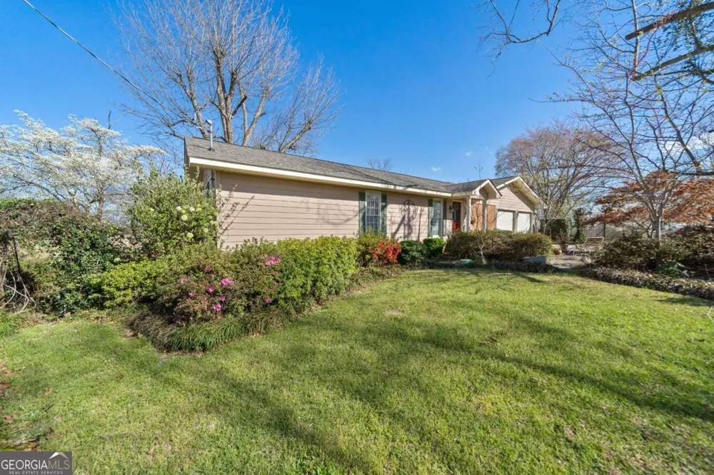 56 Claymont RD Mcintyre, GA 31054
