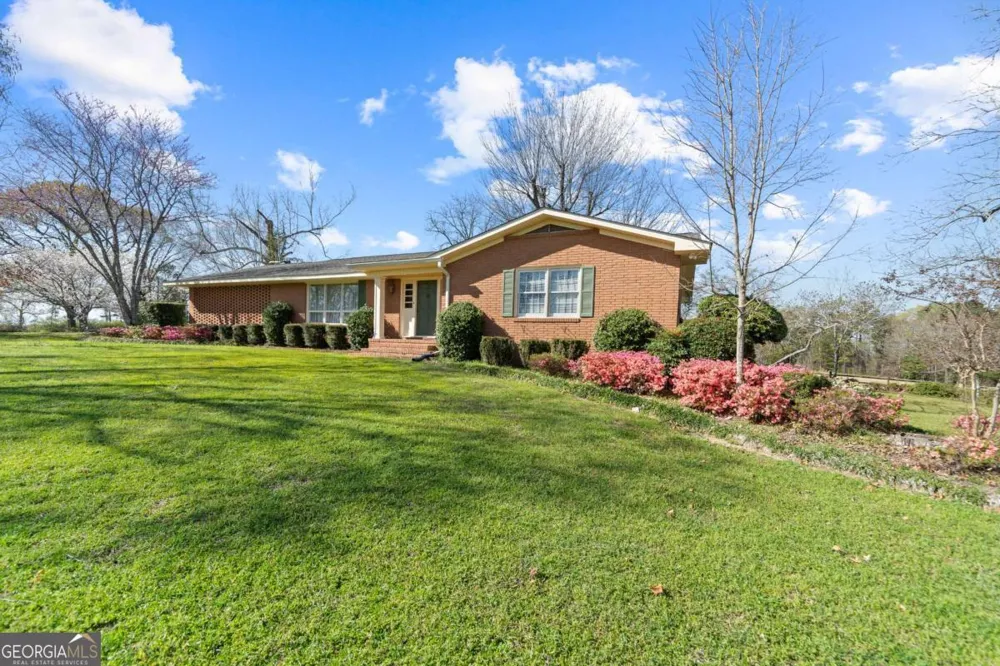 56 Claymont RD Mcintyre, GA 31054