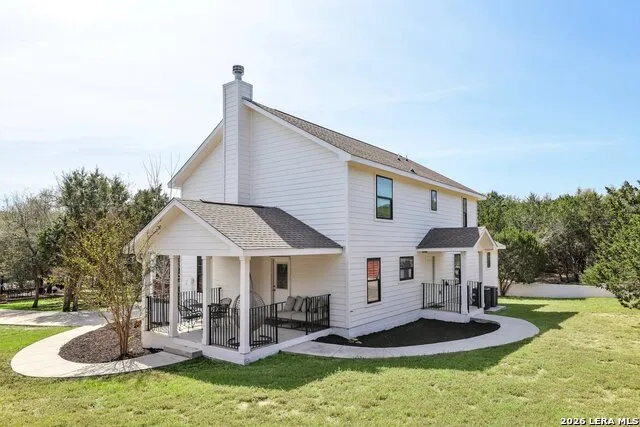 275 Stallion Springs Fischer, TX 78623