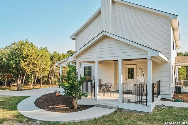 275 Stallion Springs Fischer, TX 78623