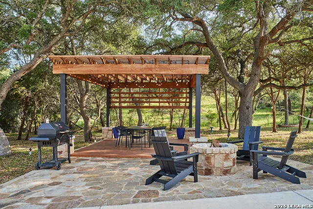 275 Stallion Springs Fischer, TX 78623