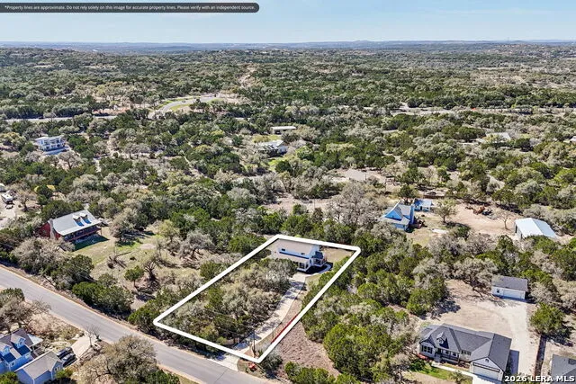 275 Stallion Springs Fischer, TX 78623