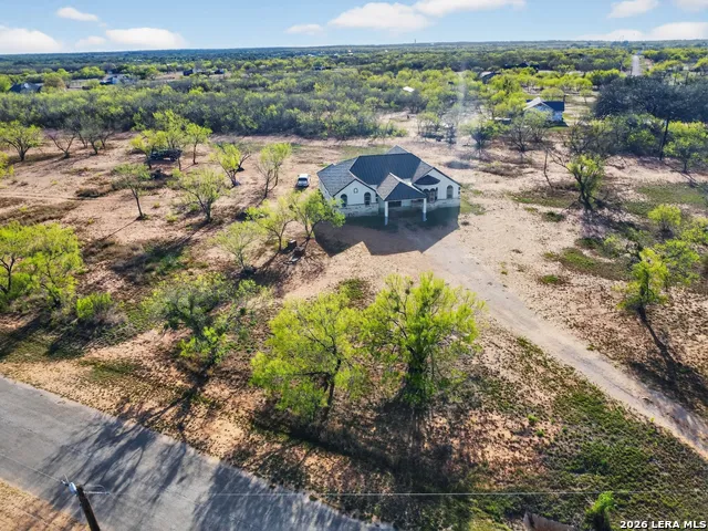 510 HIGH MDW Lytle, TX 78052