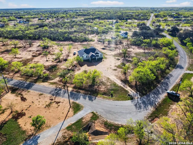 510 HIGH MDW Lytle, TX 78052