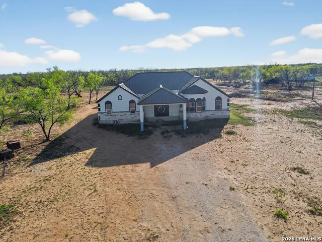 510 HIGH MDW Lytle, TX 78052