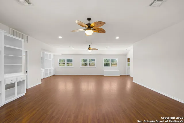 5450 Mazurek Schulenburg, TX 78956