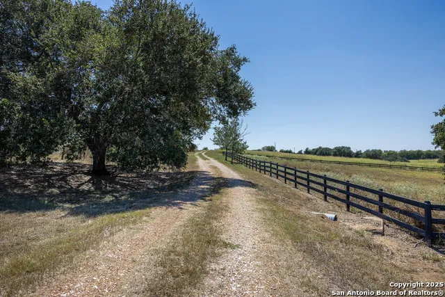 5450 Mazurek Schulenburg, TX 78956