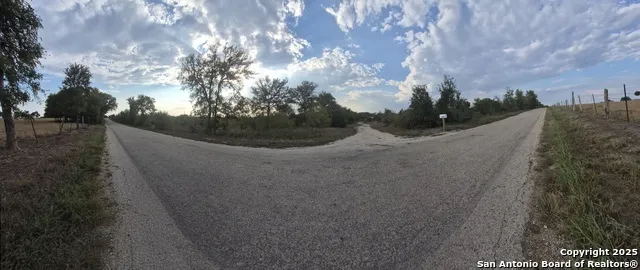 545 Spanish Oak Road Dale, TX 78616