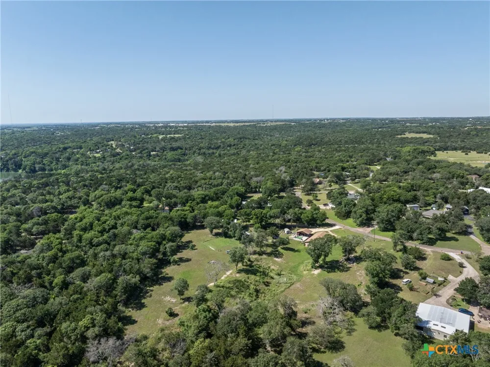 118 Deer Trail Bruceville Eddy, TX 76630