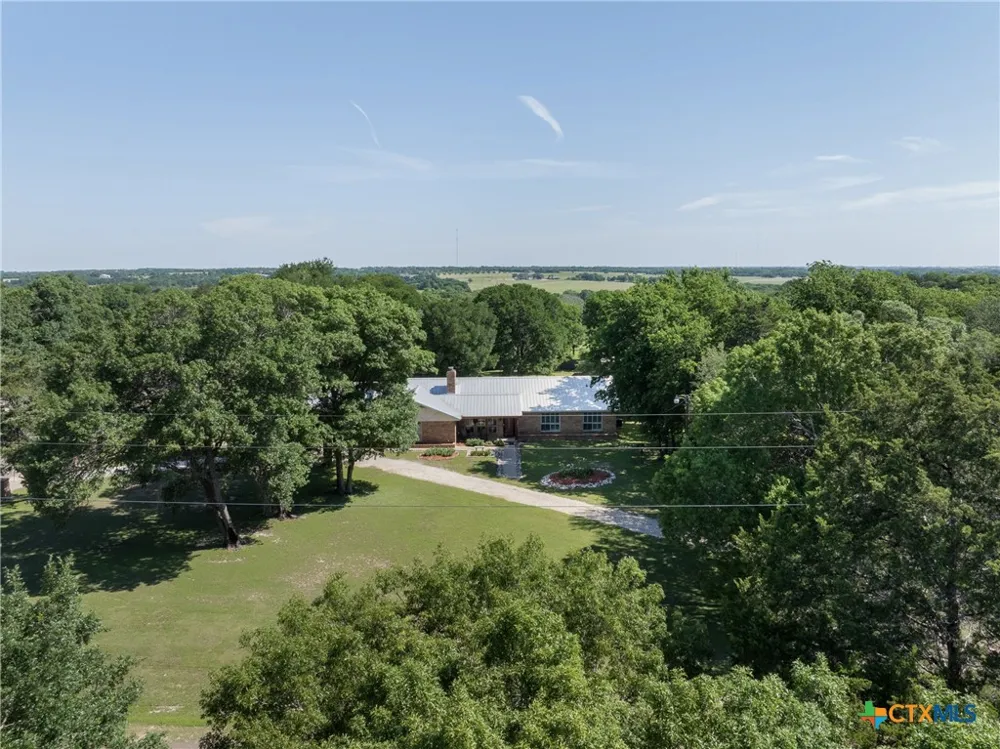 118 Deer Trail Bruceville Eddy, TX 76630