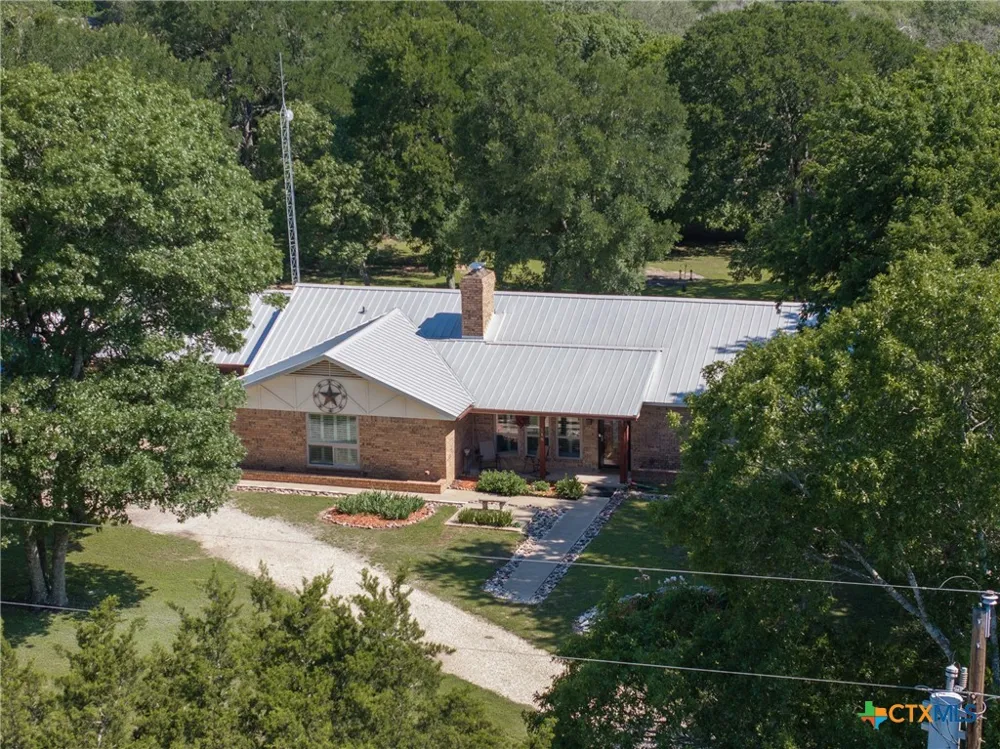 118 Deer Trail Bruceville Eddy, TX 76630