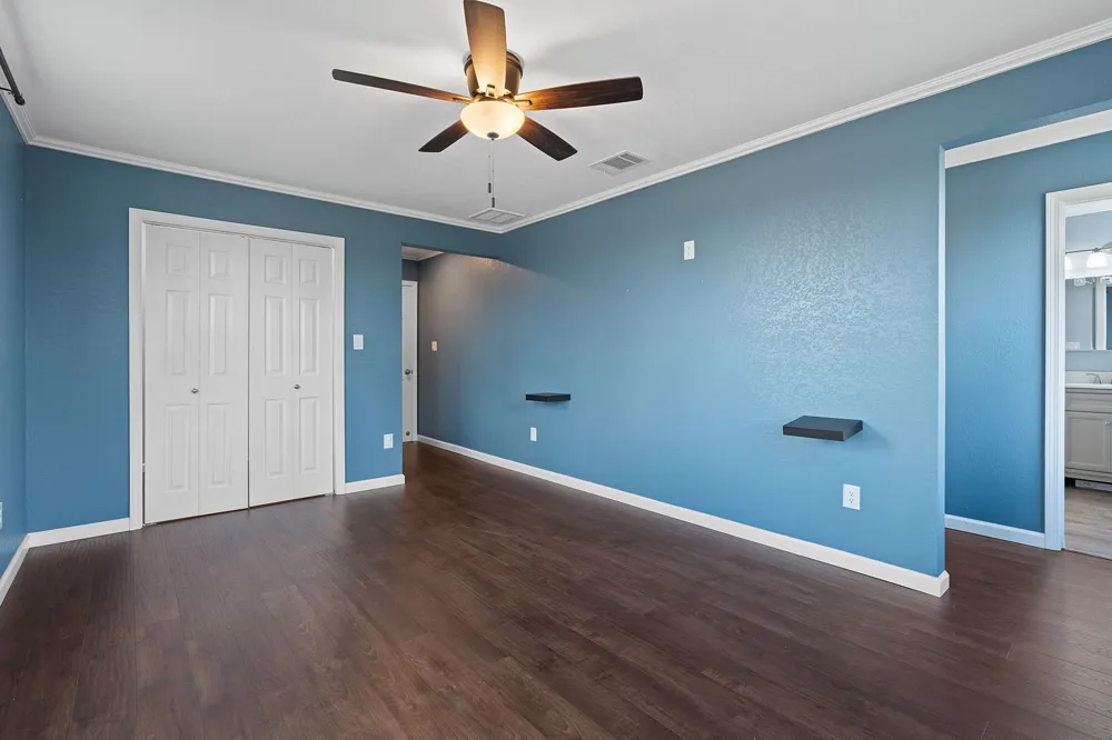 154 Caracara Lane Dale, TX 78616