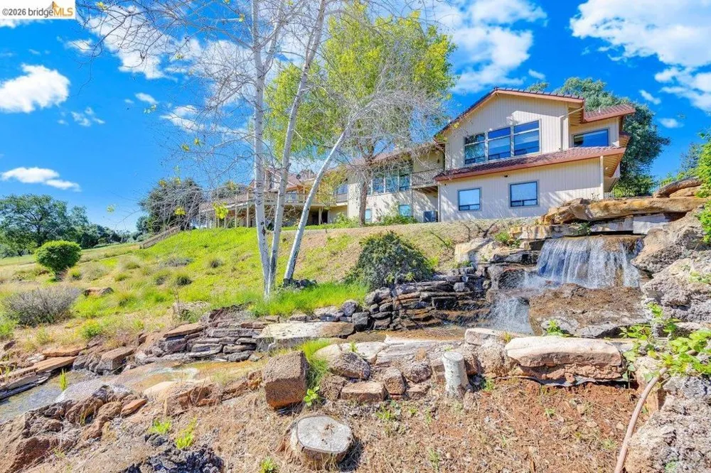 13700 Clements Rd Groveland, CA 95321