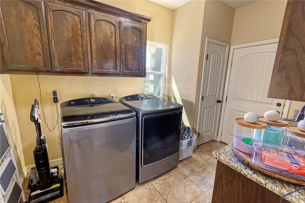 2602 Annie Rae Way Corpus Christi, TX 78418