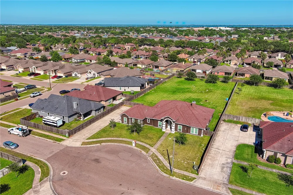 2602 Annie Rae Way Corpus Christi, TX 78418