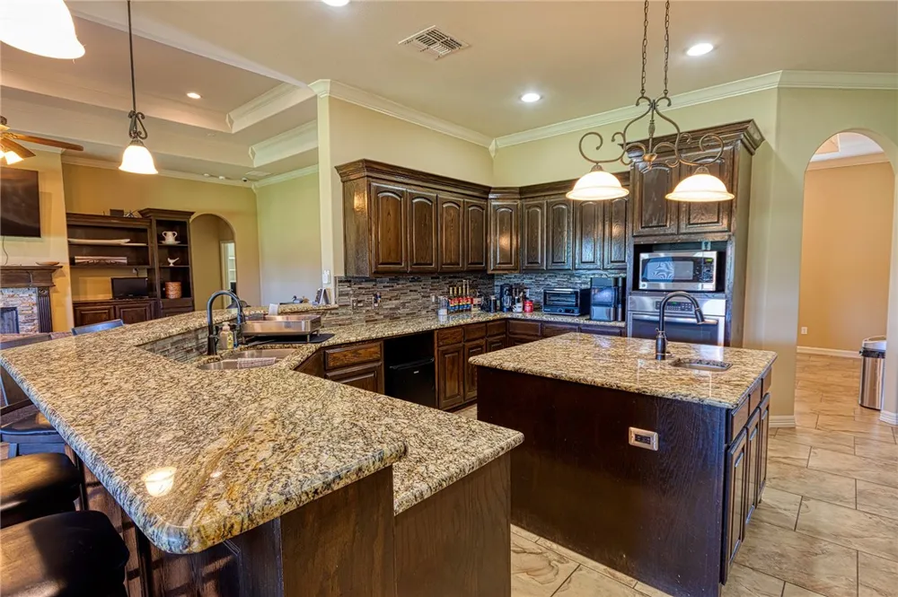 2602 Annie Rae Way Corpus Christi, TX 78418