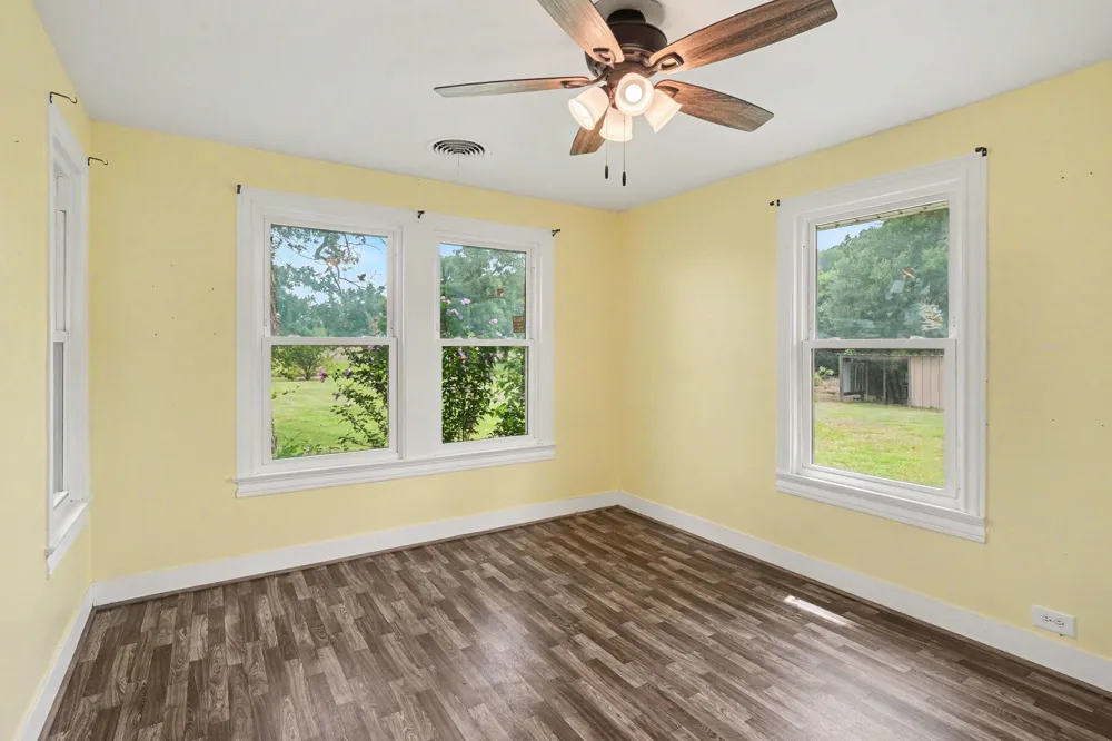 11015 State Highway 171 Covington, TX 76636