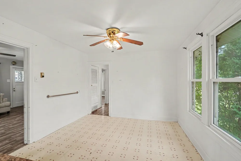 11015 State Highway 171 Covington, TX 76636