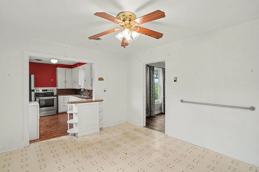 11015 State Highway 171 Covington, TX 76636