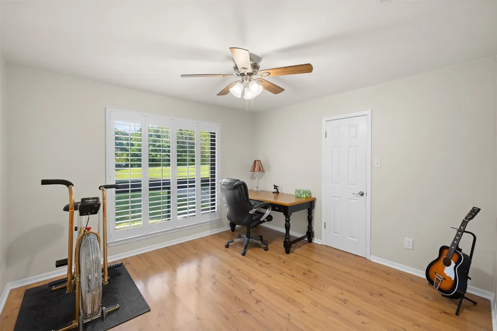 118 Deer Trail Bruceville, TX 76630