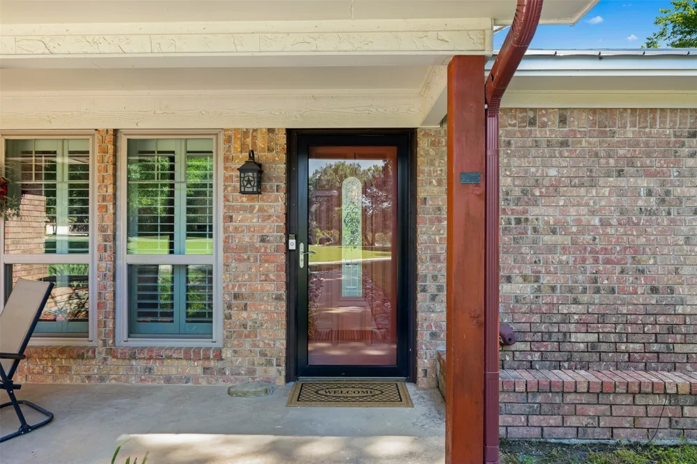 118 Deer Trail Bruceville, TX 76630