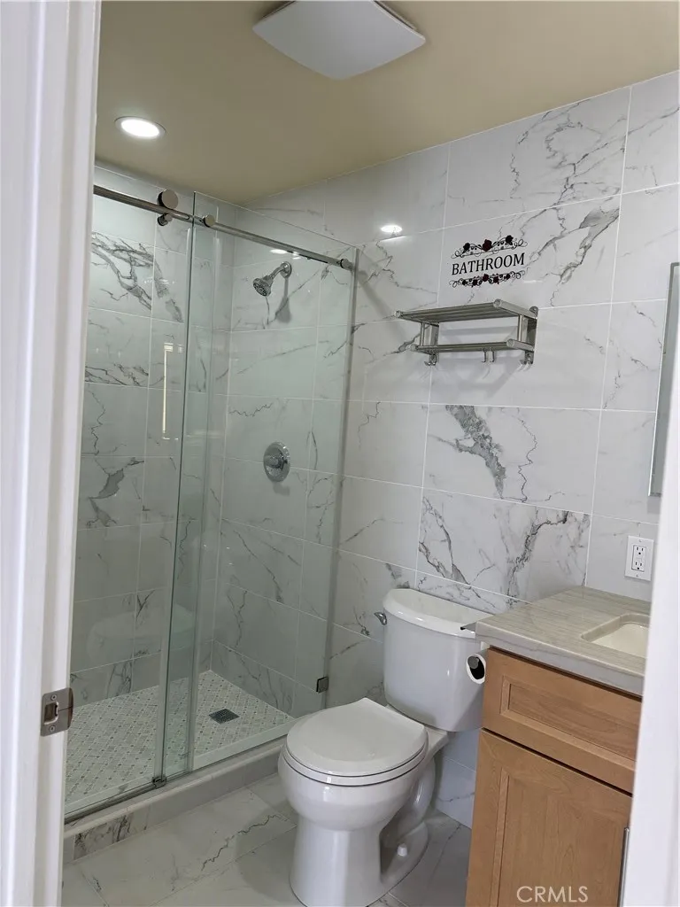 22914 Cantlay Street West Hills, CA 91307