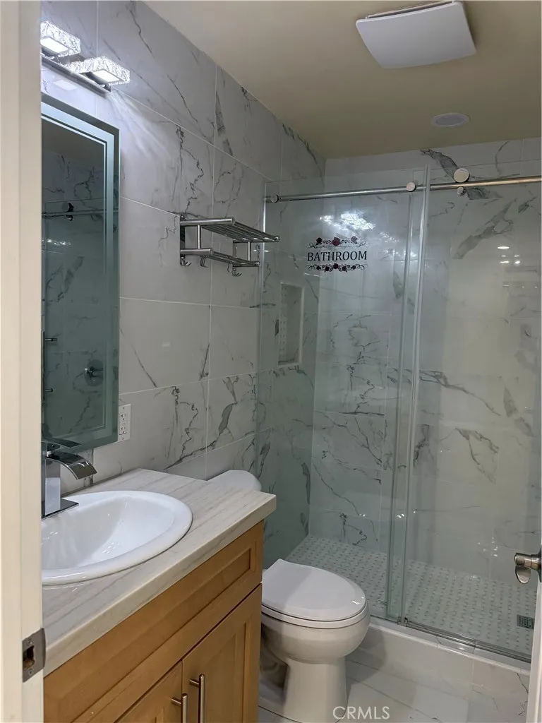 22914 Cantlay Street West Hills, CA 91307