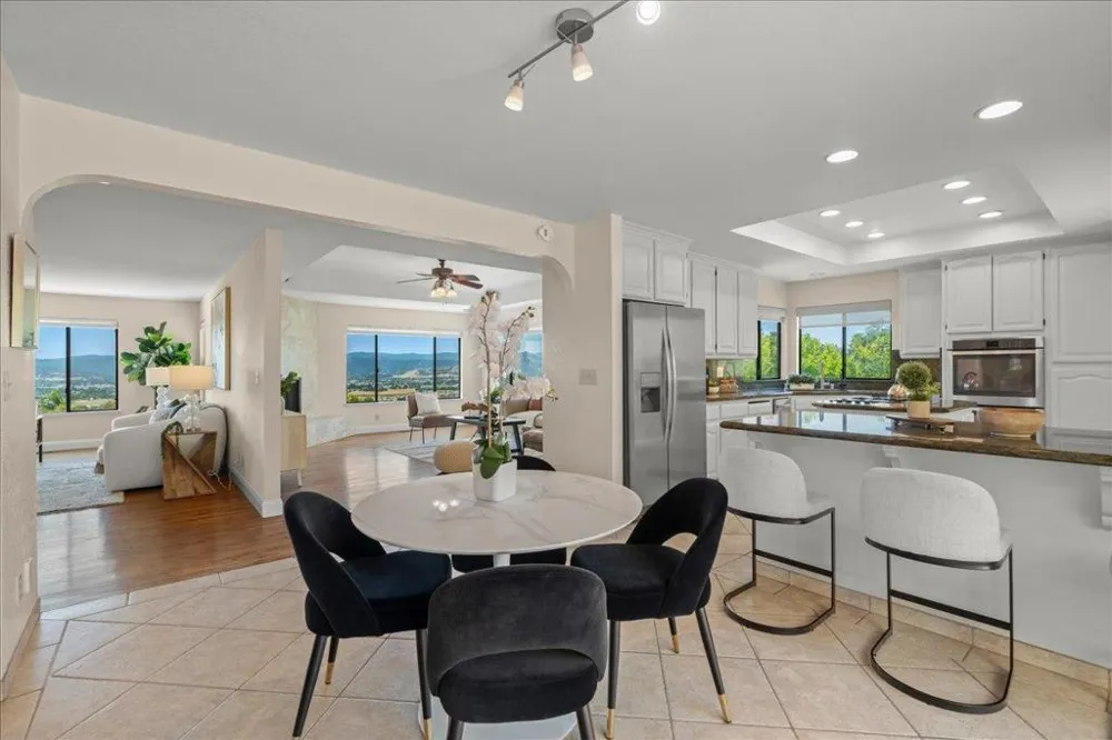 16580 Rustling Oak Court Morgan Hill, CA 95037