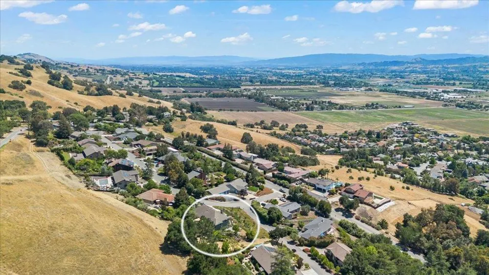 16580 Rustling Oak Court Morgan Hill, CA 95037