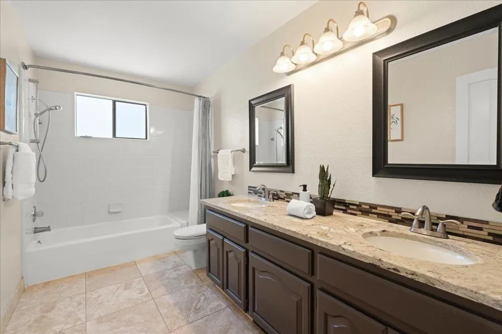16580 Rustling Oak Court Morgan Hill, CA 95037
