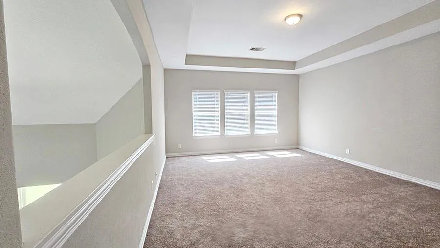 104 Forest Bend Court Clute, TX 77531